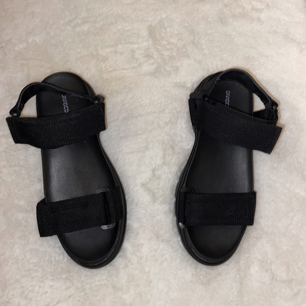 Platform sandals